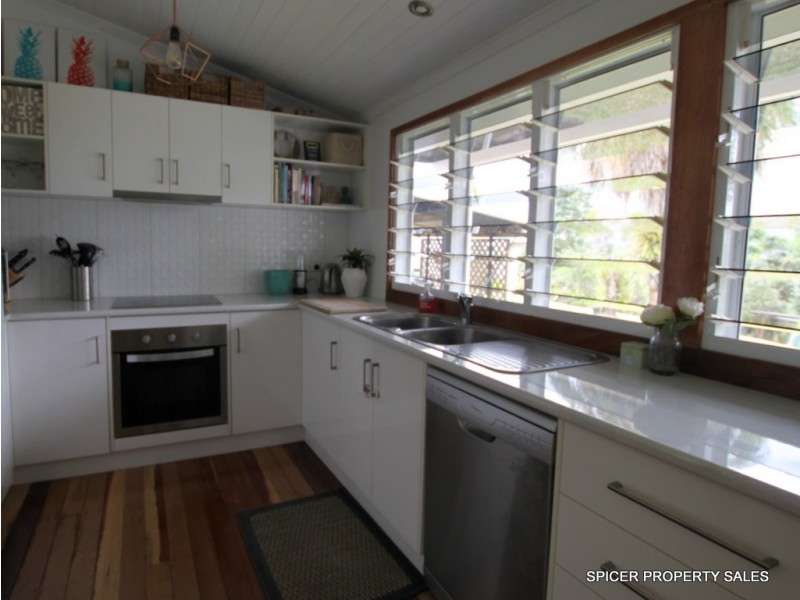 30 Brannigan Street, Tully QLD 4854
