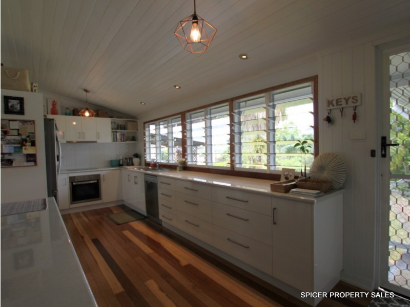 30 Brannigan Street, Tully QLD 4854
