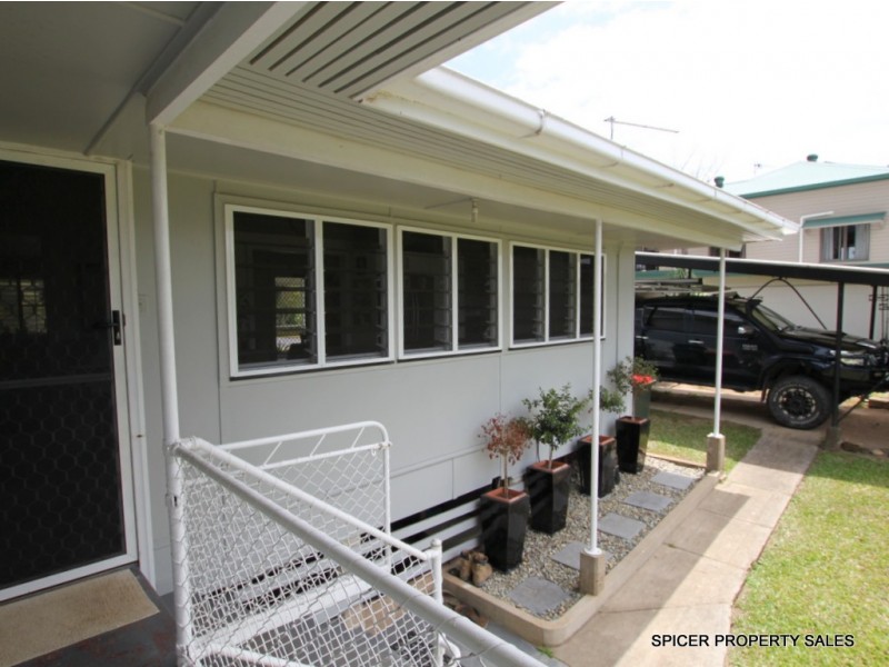 30 Brannigan Street, Tully QLD 4854