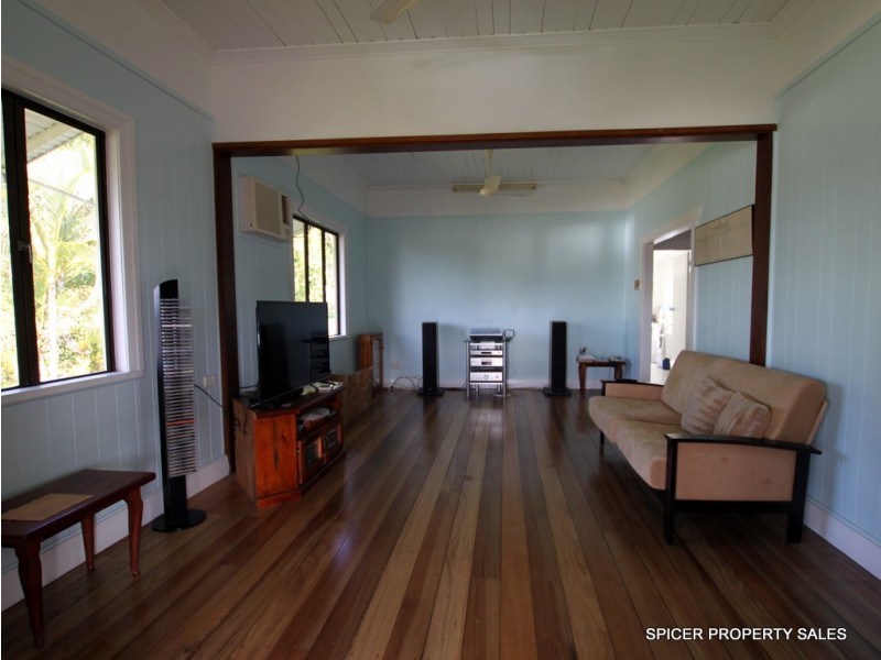 21 Brannigan Street, Tully QLD 4854