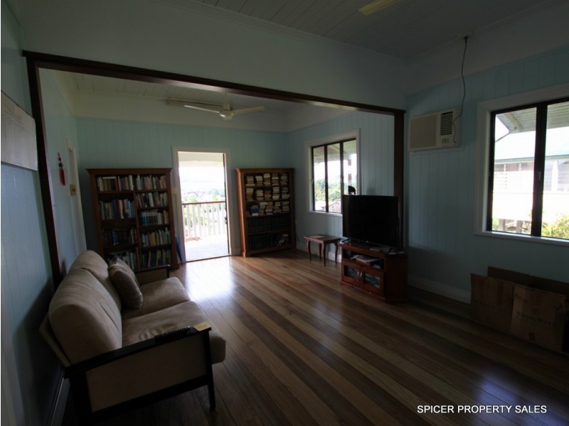 21 Brannigan Street, Tully QLD 4854