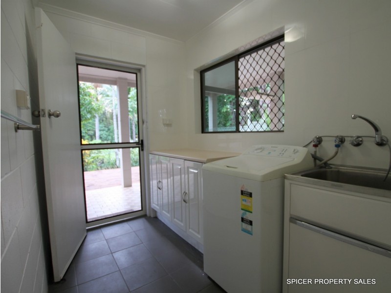 26 Kennedy Esplanade, South Mission Beach QLD 4852