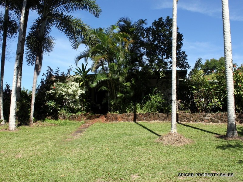 76 North Hull Road, Carmoo QLD 4852
