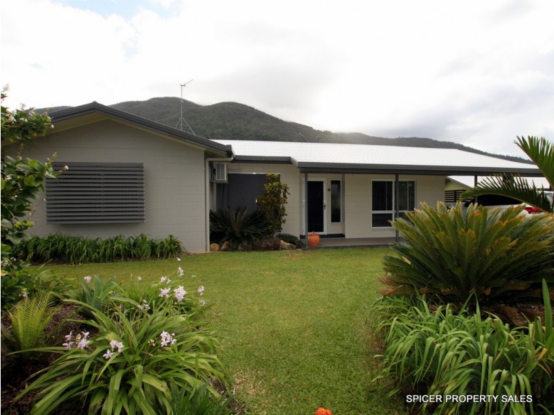 23 Hielscher Street, Tully QLD 4854