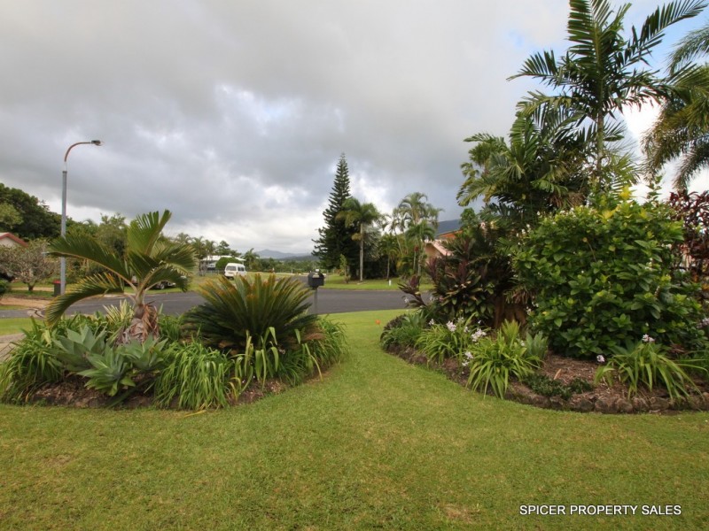 23 Hielscher Street, Tully QLD 4854