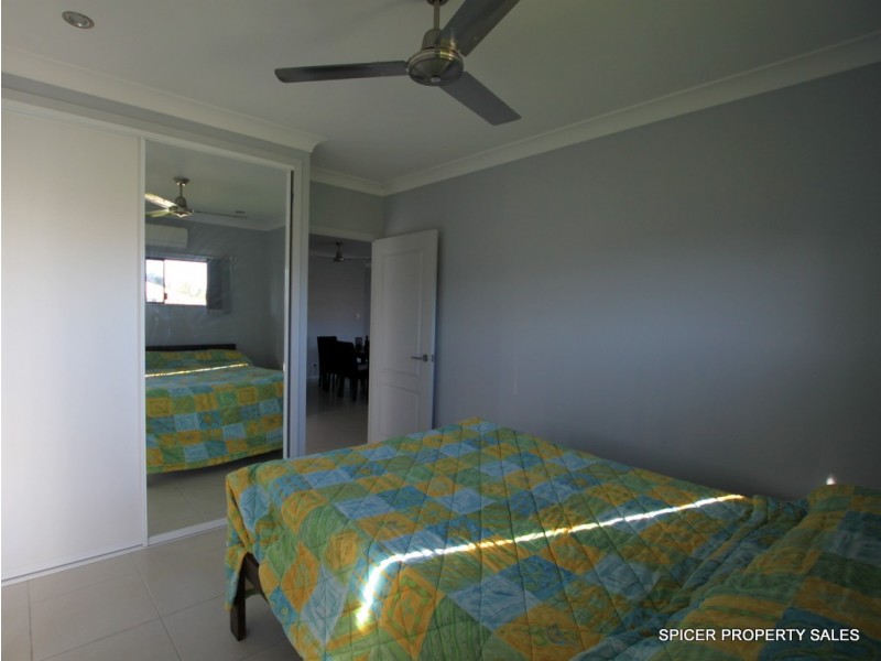 3 Nivosa Court, Mission Beach QLD 4852