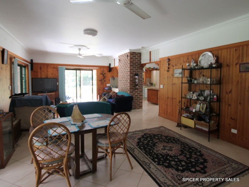 80 Paradise Palm Drive, Tully Heads QLD 4854