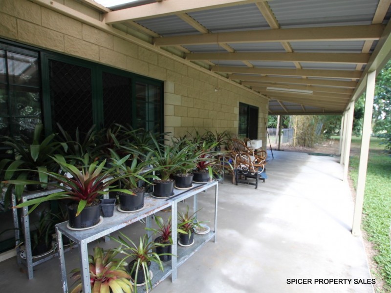 80 Paradise Palm Drive, Tully Heads QLD 4854