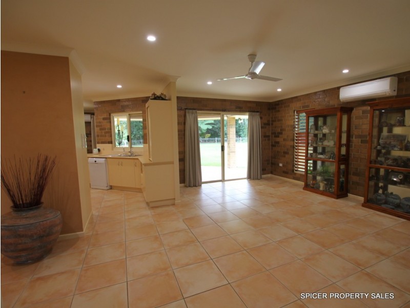 16 Ruby Crescent, Bulgun QLD 4854