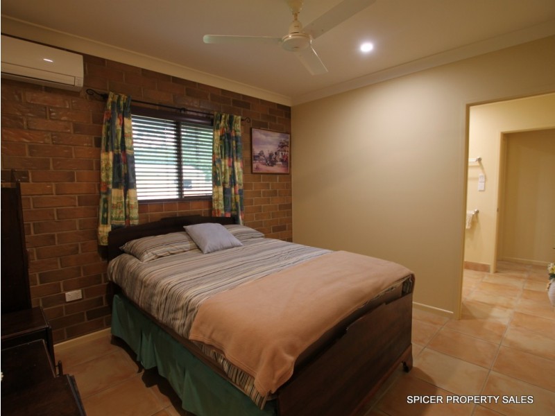 16 Ruby Crescent, Bulgun QLD 4854