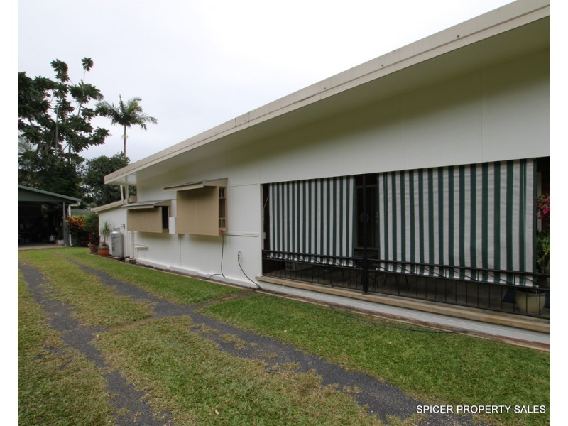 6 Mars Street, Tully QLD 4854