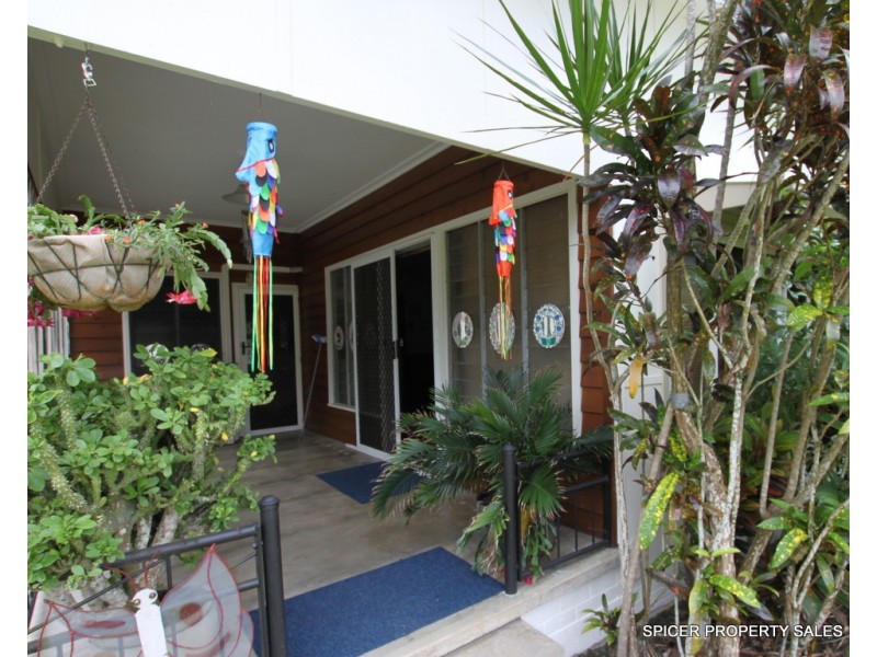 6 Mars Street, Tully QLD 4854