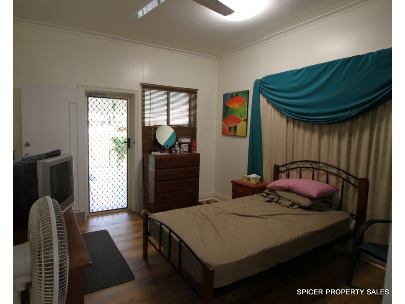 6 Mars Street, Tully QLD 4854