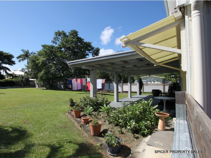 2 Trower Street, Tully QLD 4854