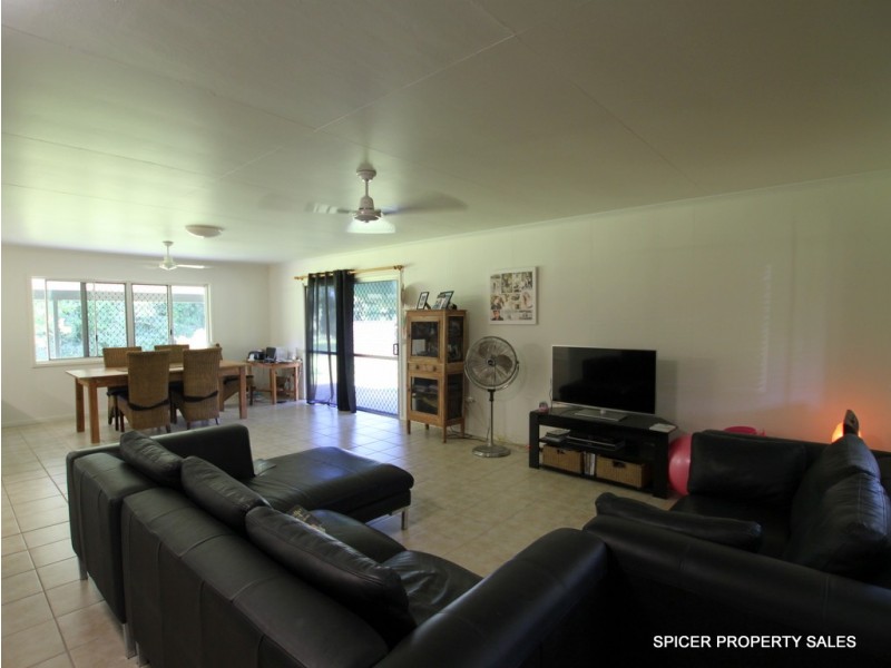339 Tully Mission Beach Road, Merryburn QLD 4854
