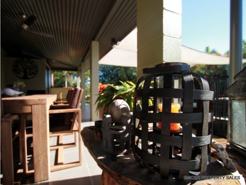 55 Vipiana Drive, Tully Heads QLD 4854