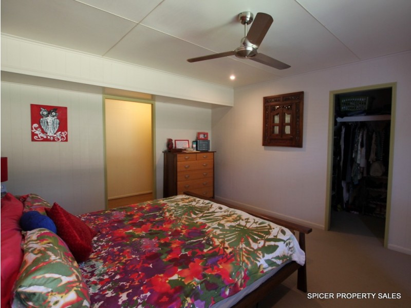 55 Vipiana Drive, Tully Heads QLD 4854