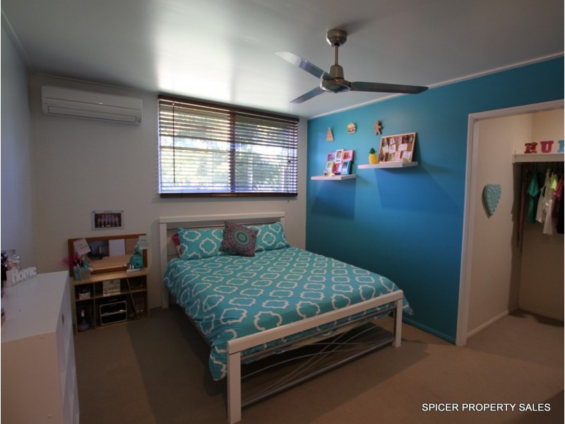 55 Vipiana Drive, Tully Heads QLD 4854