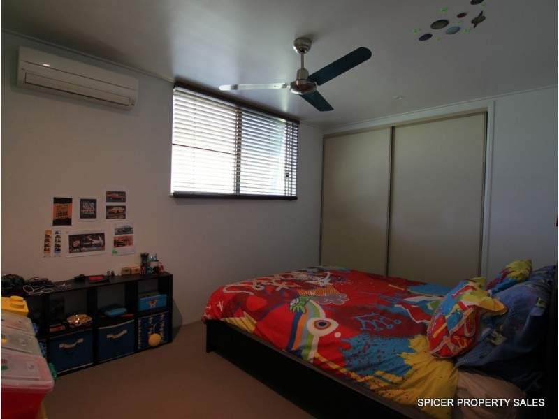 55 Vipiana Drive, Tully Heads QLD 4854