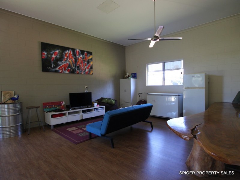 55 Vipiana Drive, Tully Heads QLD 4854