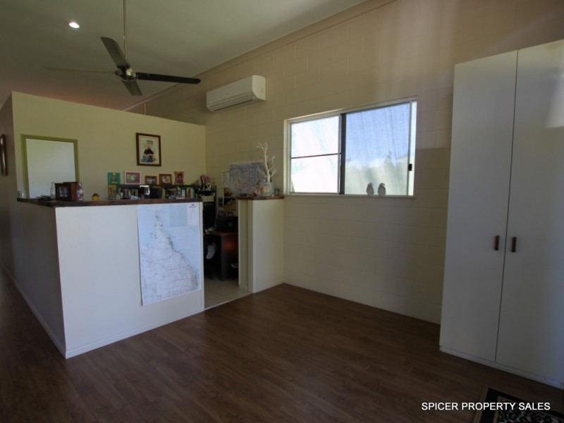 55 Vipiana Drive, Tully Heads QLD 4854