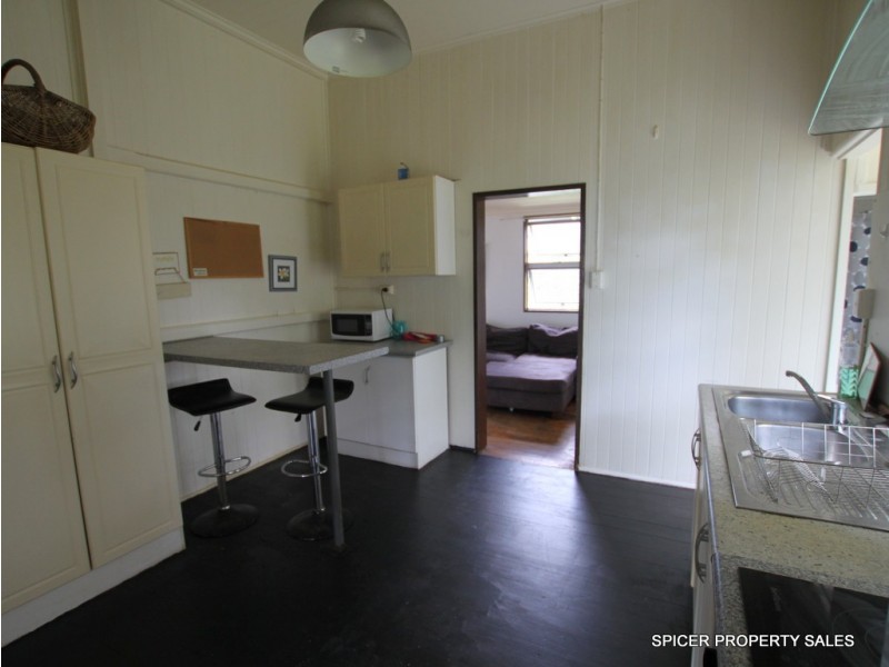 1 King Street, Tully QLD 4854