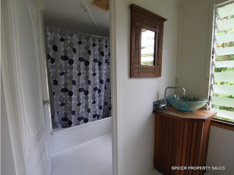 1 King Street, Tully QLD 4854