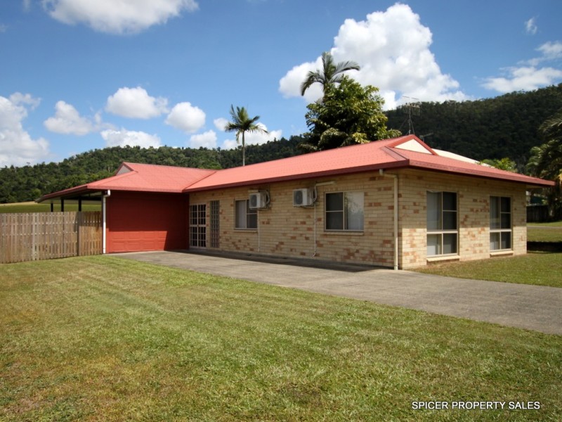 4 Dore Street, Tully QLD 4854