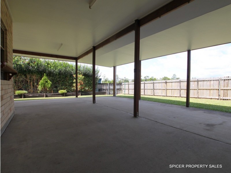 4 Dore Street, Tully QLD 4854