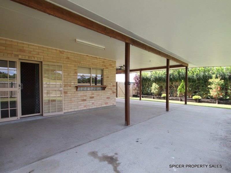 4 Dore Street, Tully QLD 4854