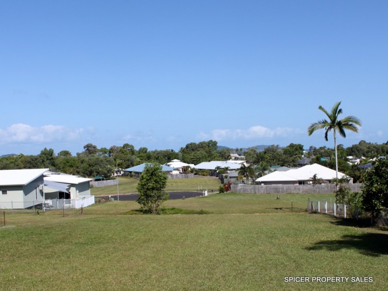 40 Clipper Court, South Mission Beach QLD 4852