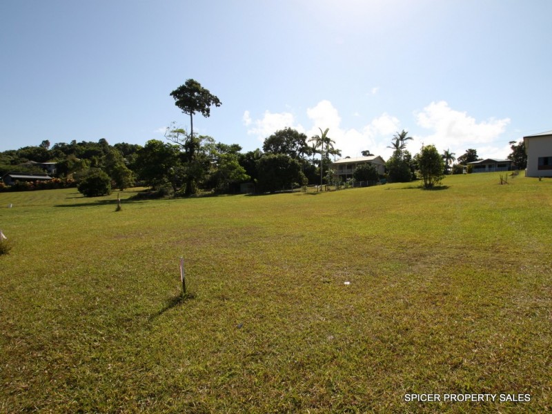 40 Clipper Court, South Mission Beach QLD 4852