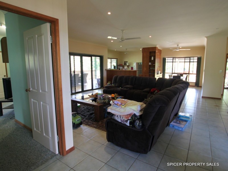 23 Ruby Crescent, Bulgun QLD 4854