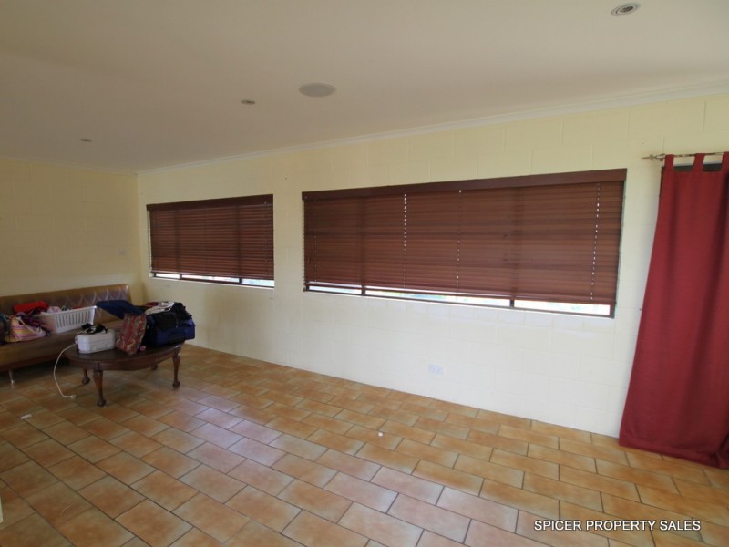 78 Kennedy Esplanade, South Mission Beach QLD 4852