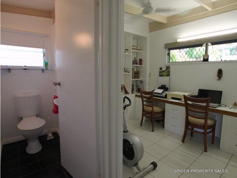 14 Dowzer Street, Tully QLD 4854