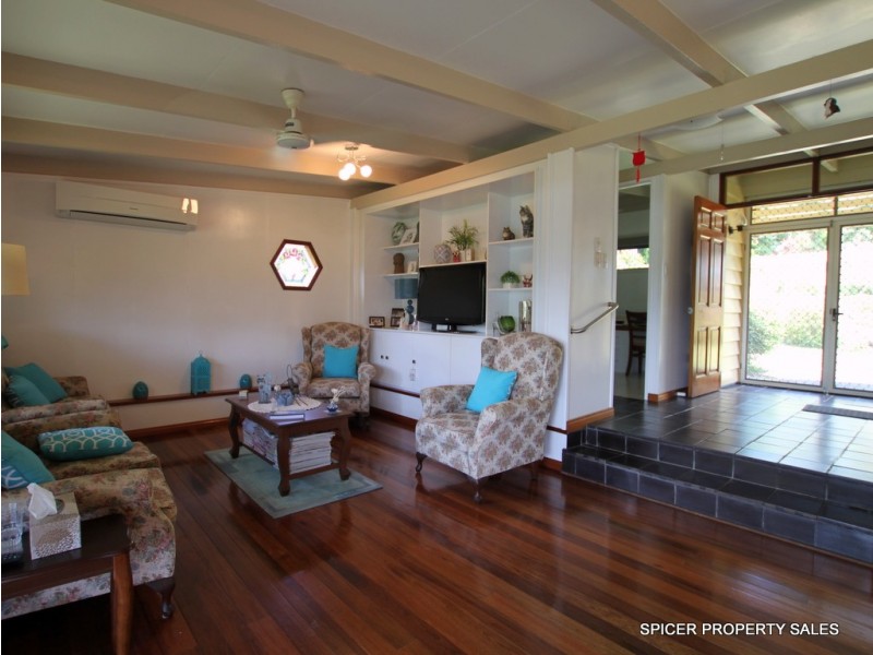 14 Dowzer Street, Tully QLD 4854