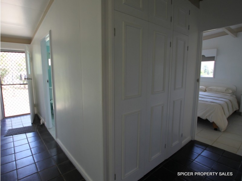 14 Dowzer Street, Tully QLD 4854