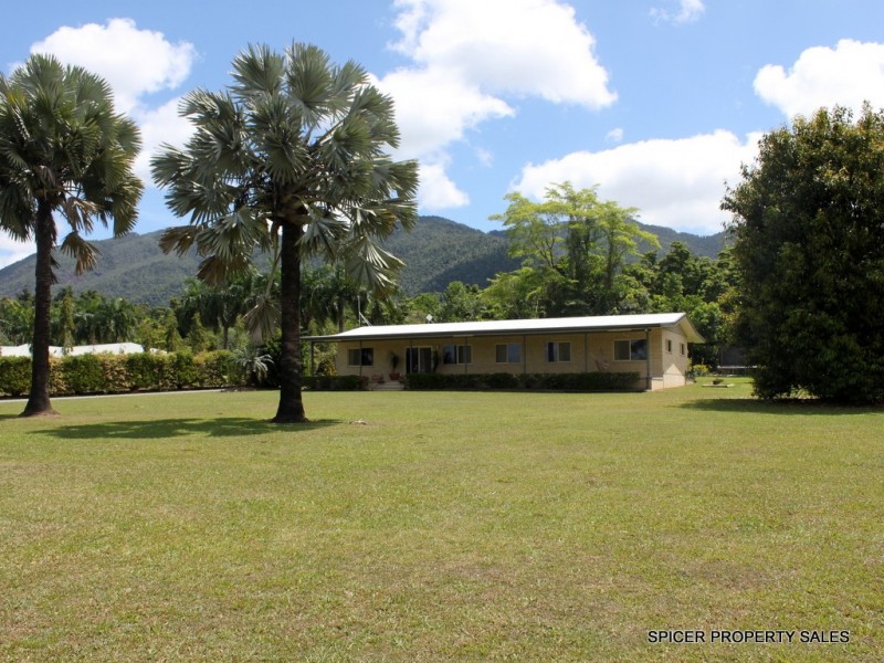 26 Dinan Close, Bulgun QLD 4854