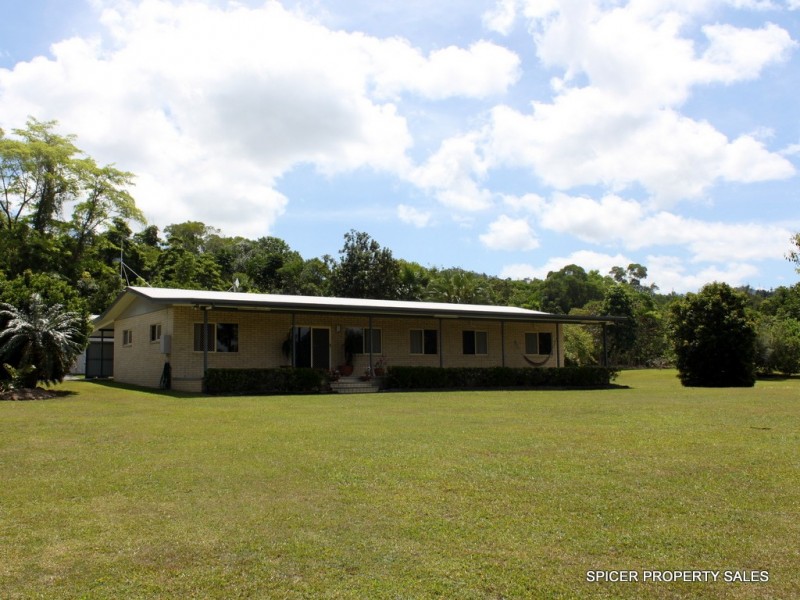 26 Dinan Close, Bulgun QLD 4854