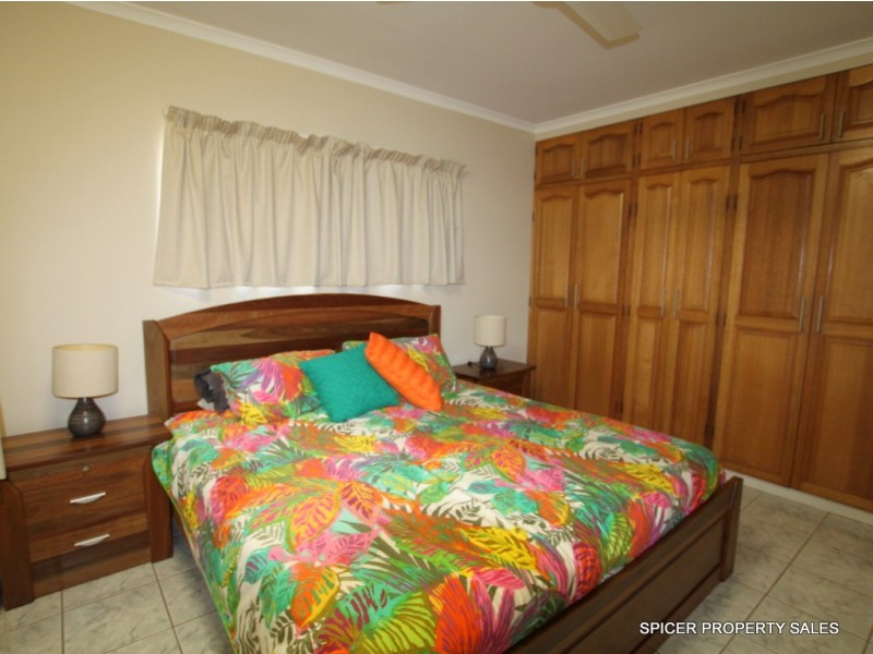 26 Dinan Close, Bulgun QLD 4854