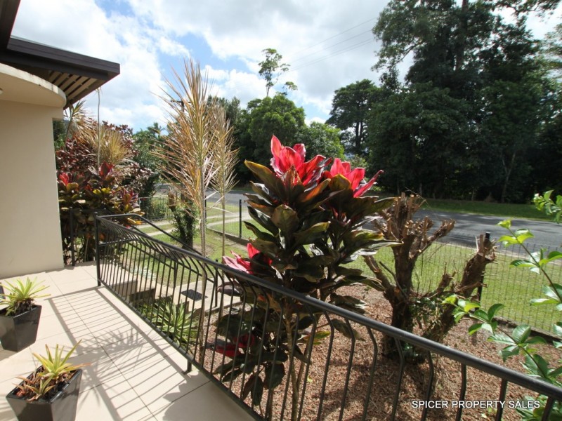 1 Vaughan Street, Tully QLD 4854