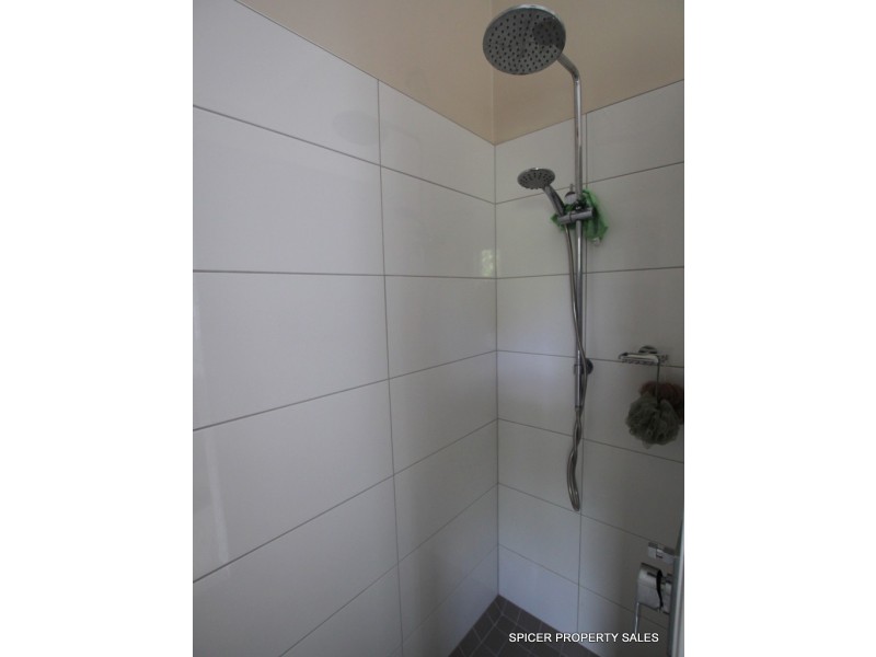 1 Vaughan Street, Tully QLD 4854