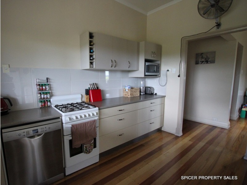 1 Vaughan Street, Tully QLD 4854