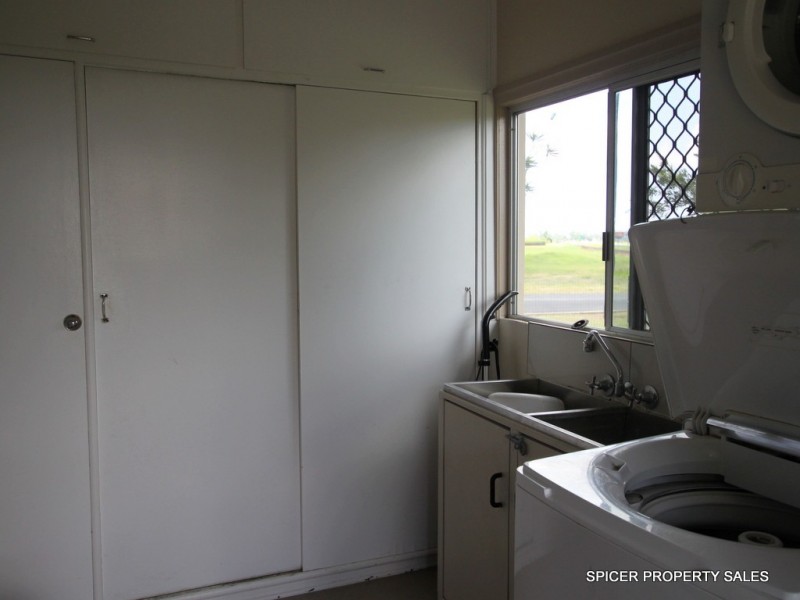 1 Vaughan Street, Tully QLD 4854