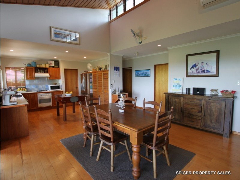 18 Hillview Court, Carmoo QLD 4852