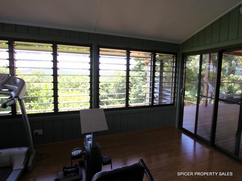 18 Hillview Court, Carmoo QLD 4852