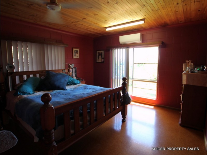 102 Hill Sixty Road, El Arish QLD 4855