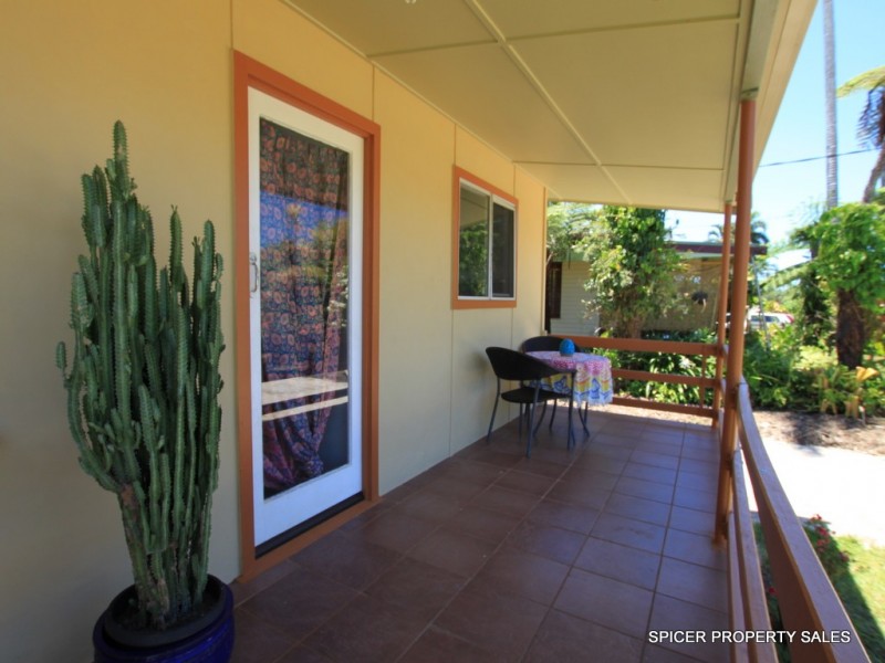 22 Porter Promenade, Mission Beach QLD 4852