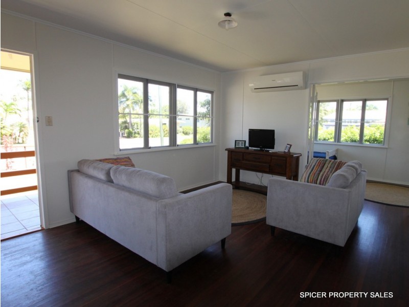 22 Porter Promenade, Mission Beach QLD 4852