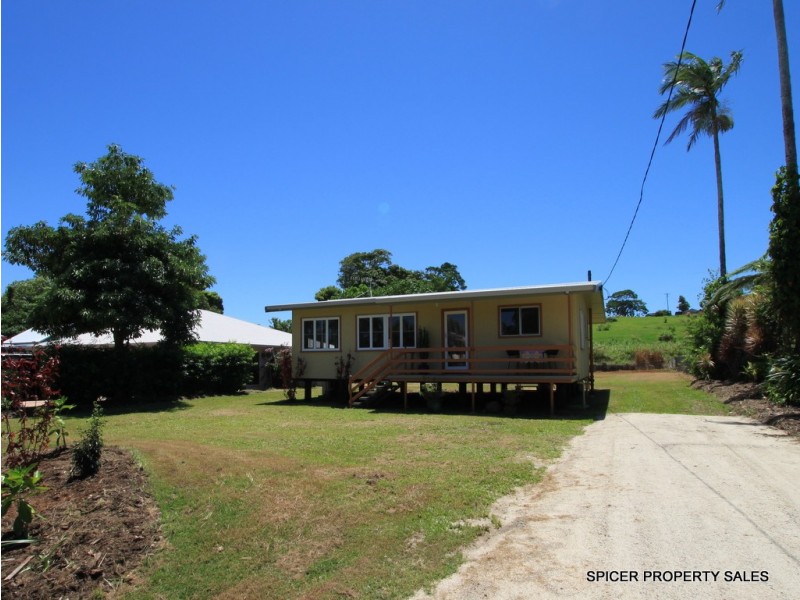22 Porter Promenade, Mission Beach QLD 4852